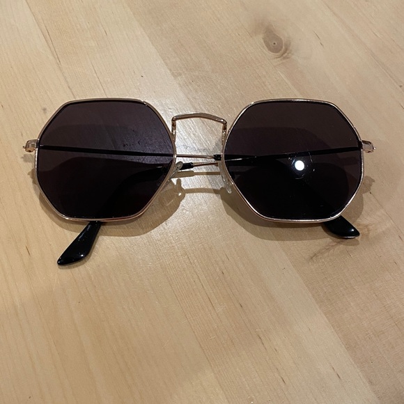 Urban Outfitters Accessories - Urban Outfitters Gold and Black Hexagonal Sunglasses
